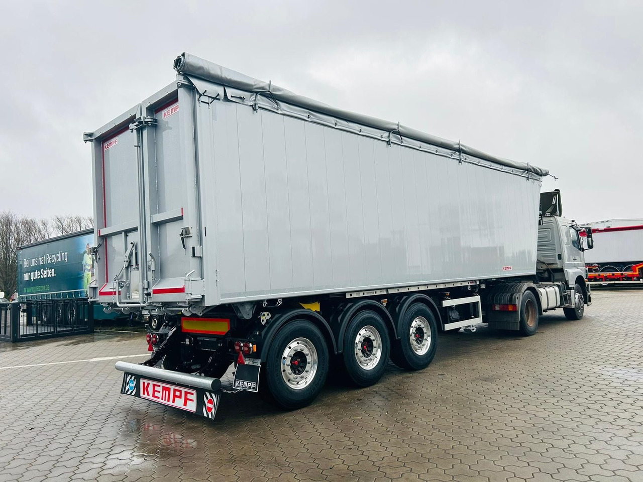 Kempf SKM 36/3 AK Alu Kipper 55 m³ Waschgerät - 翻斗半拖车:图2 Kempf SKM 36/3 AK Alu Kipper 55 m³ Waschgerät - 翻斗半拖车:图2
