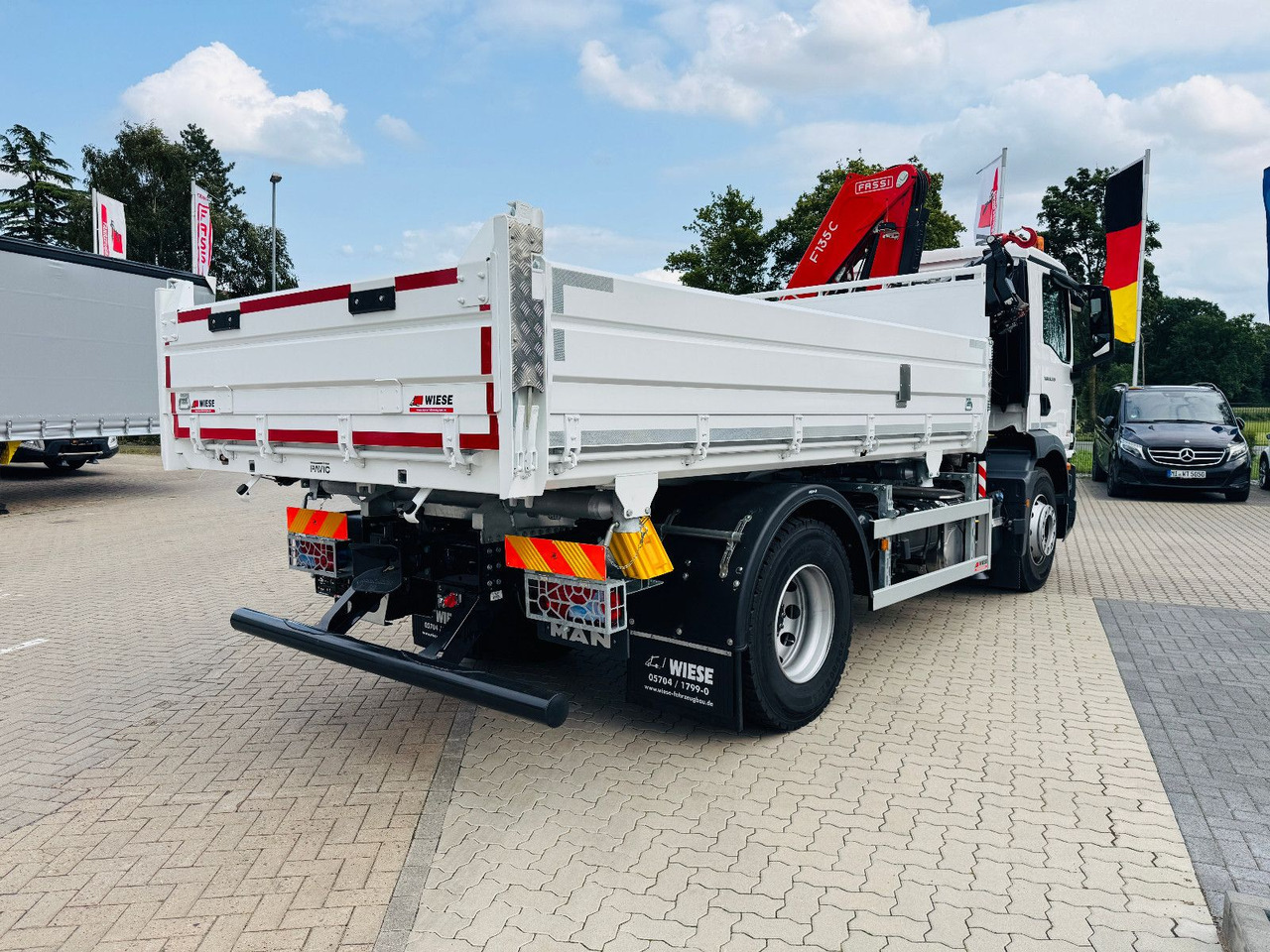 MAN 18.320 4x2 mit Fassi Ladekran Sofort Verfügbar - 起重车:图4 MAN 18.320 4x2 mit Fassi Ladekran Sofort Verfügbar - 起重车:图4