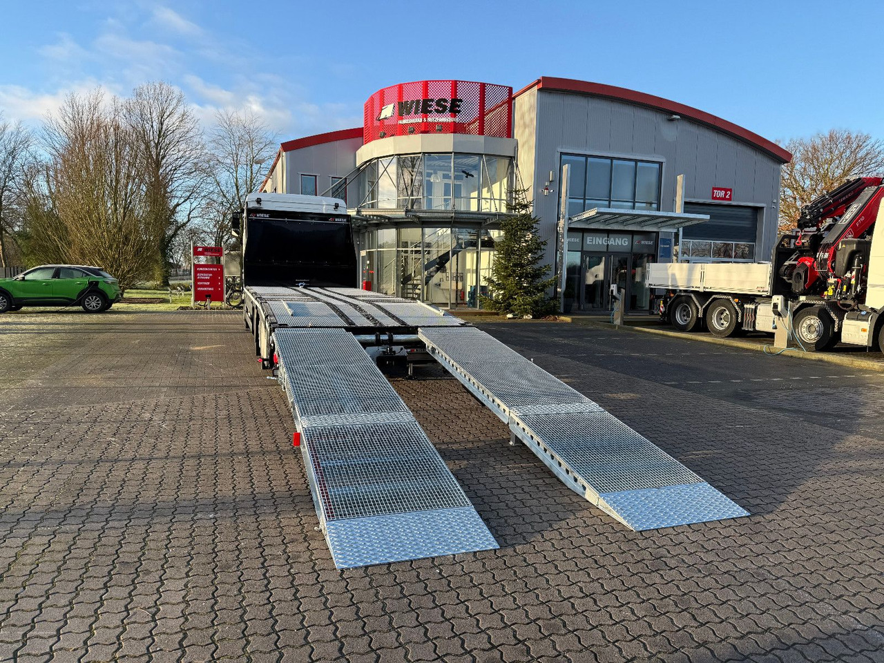 MAN Baumaschinen- Arbeitsbühnentransporter Rampen - 栏板式/ 平板卡车:图4 MAN Baumaschinen- Arbeitsbühnentransporter Rampen - 栏板式/ 平板卡车:图4