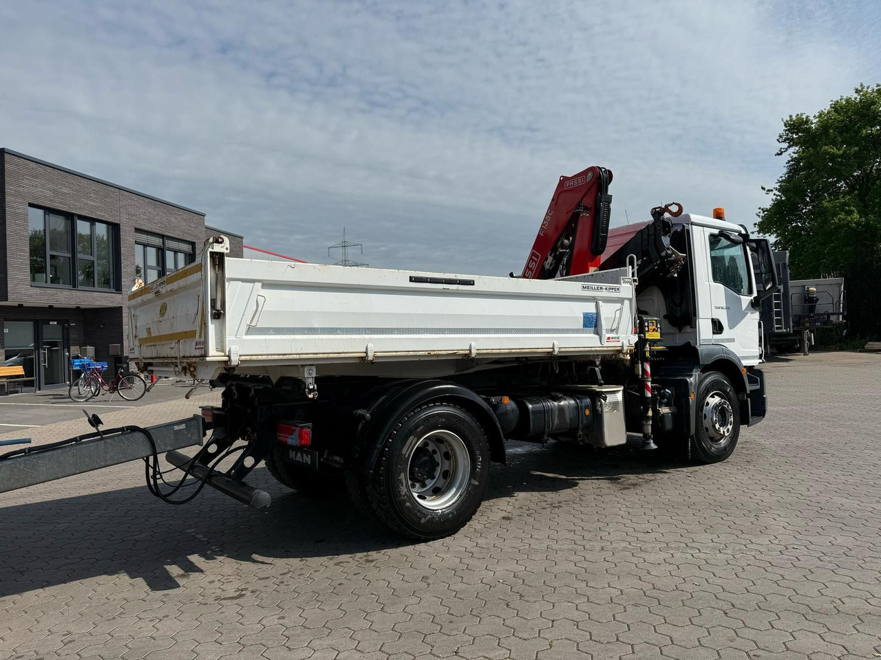 MAN TGM 18.320 4x2 BB mit Kran Fassi F135 Kipper - 翻斗车, 起重车:图4 MAN TGM 18.320 4x2 BB mit Kran Fassi F135 Kipper - 翻斗车, 起重车:图4