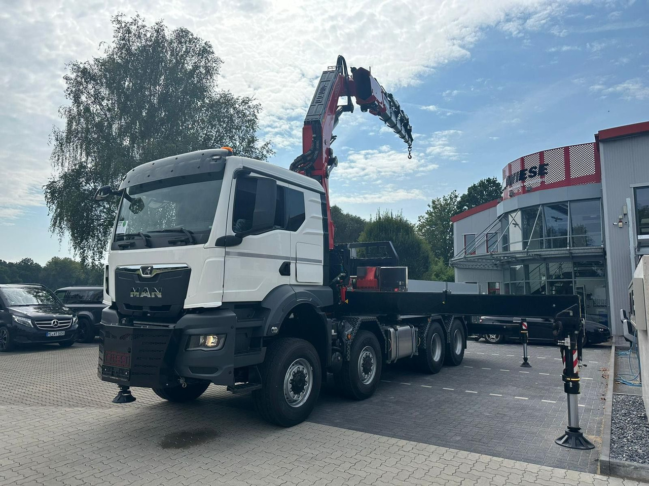 MAN TGS 41.520 8x8 mit Fassi Ladekran F710RA.2.26 - 起重车:图2 MAN TGS 41.520 8x8 mit Fassi Ladekran F710RA.2.26 - 起重车:图2