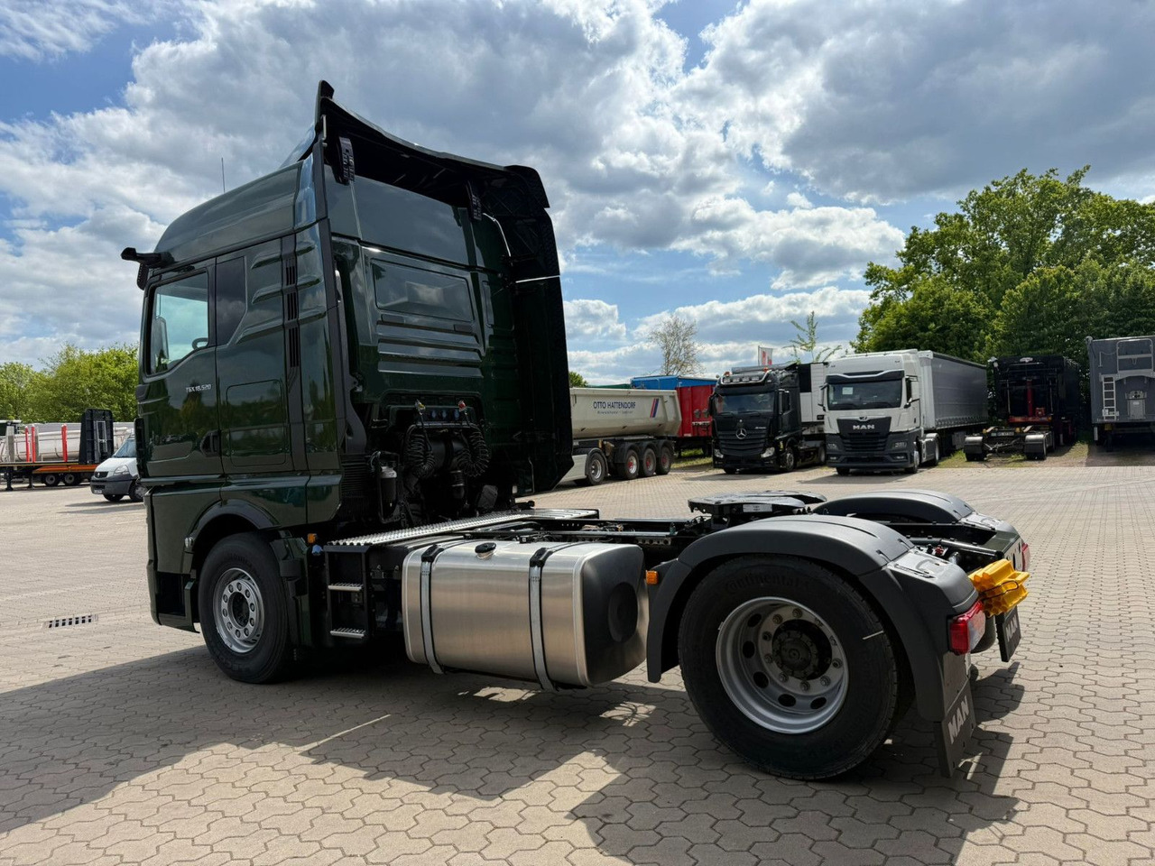 MAN TGX 18.520 - Mirror Cam - 牵引车:图3 MAN TGX 18.520 - Mirror Cam - 牵引车:图3