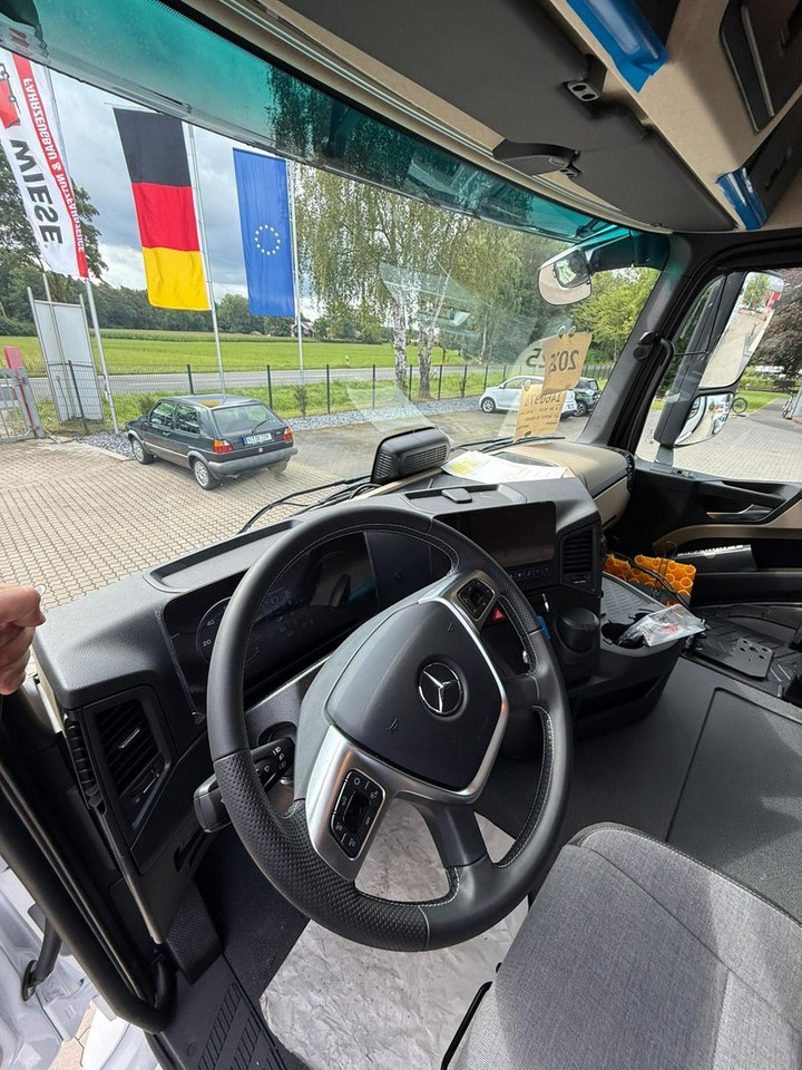 Mercedes-Benz Actros mit Rampen, Maschinentransporter 租赁 Mercedes-Benz Actros mit Rampen, Maschinentransporter：图7