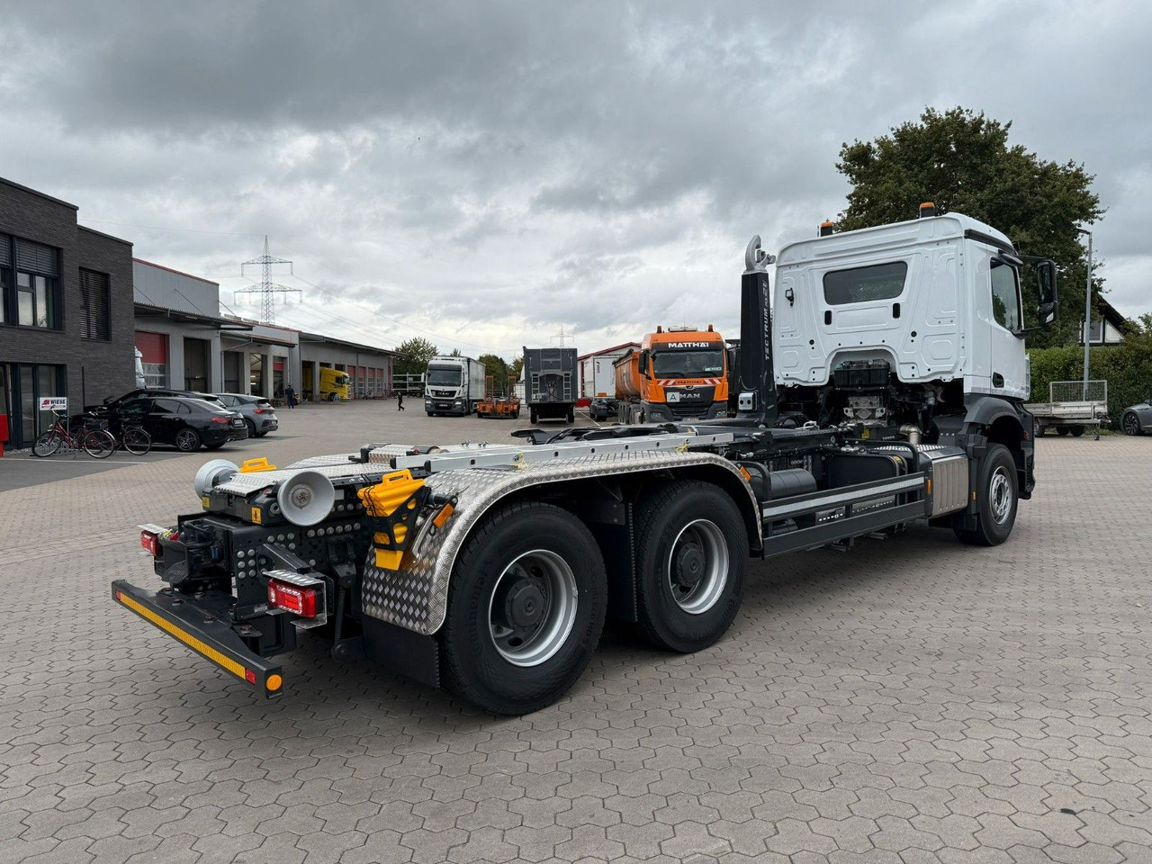 Mercedes-Benz Arocs 5 2651L 6 x4 Meiller RS 2170 - 吊钩升降车:图2 Mercedes-Benz Arocs 5 2651L 6 x4 Meiller RS 2170 - 吊钩升降车:图2