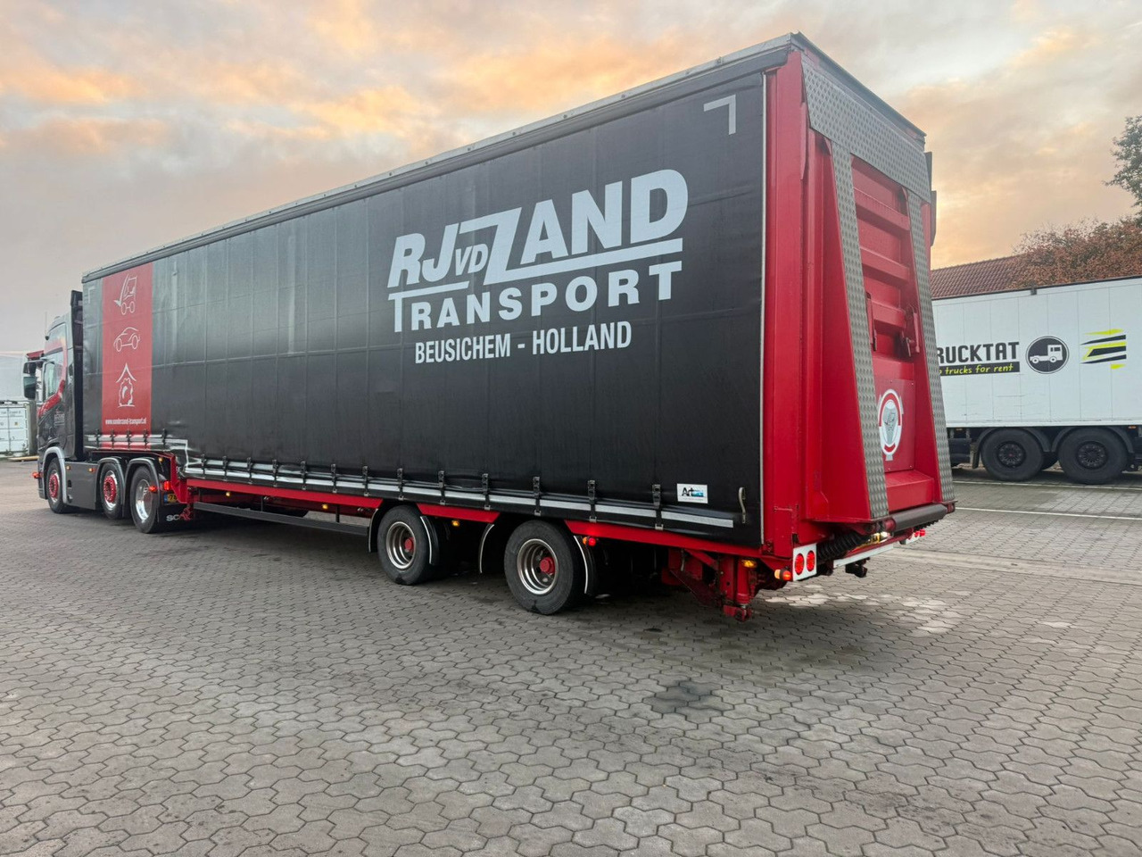Meusburger 2-Achs-Gabelstaplertransporter Rampe Dhollandia - 低装载半拖车:图4 Meusburger 2-Achs-Gabelstaplertransporter Rampe Dhollandia - 低装载半拖车:图4