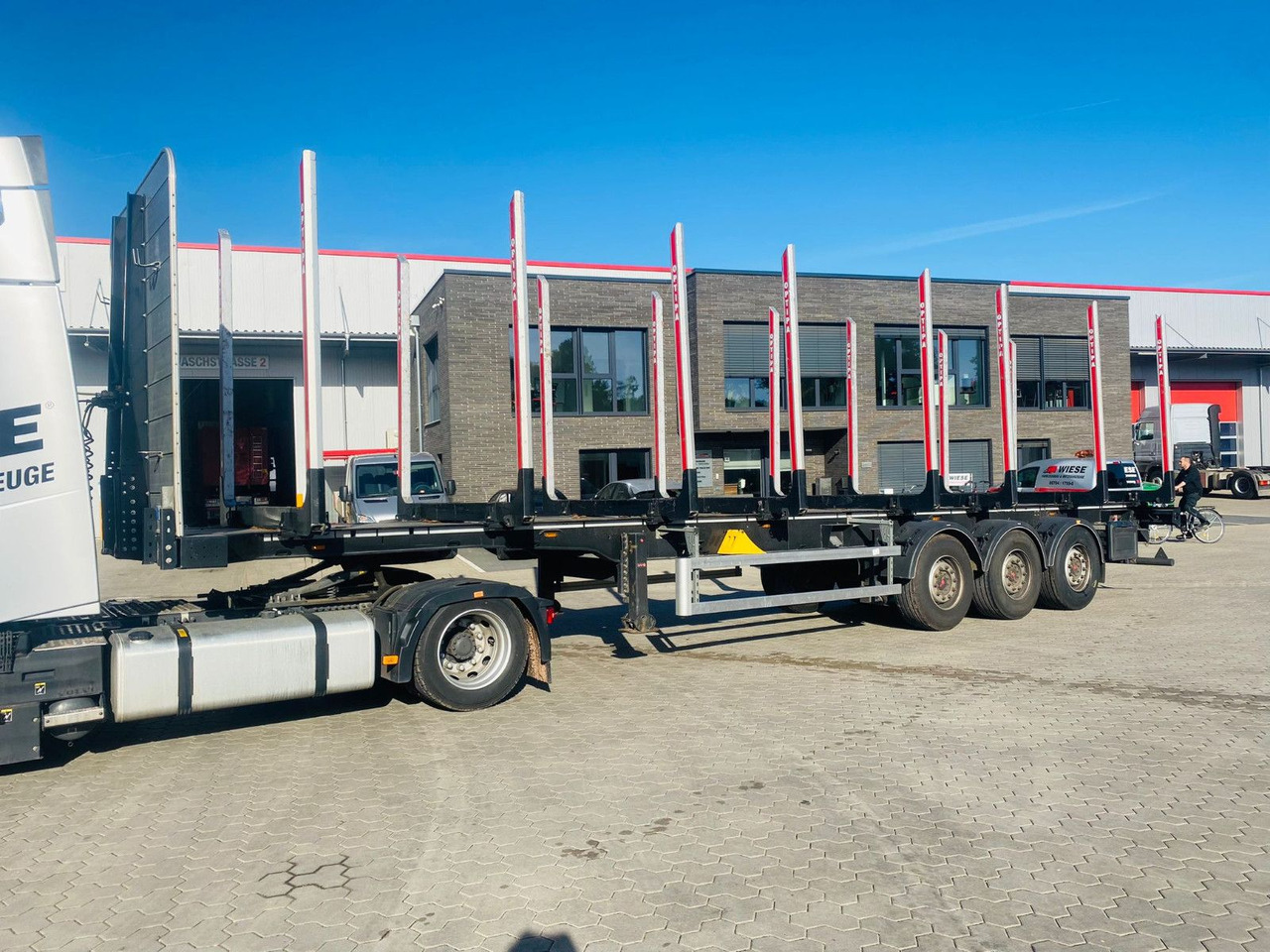 PAVIC Holzauflieger mit Schemel und Rungen - 木材运输半挂车:图3 PAVIC Holzauflieger mit Schemel und Rungen - 木材运输半挂车:图3
