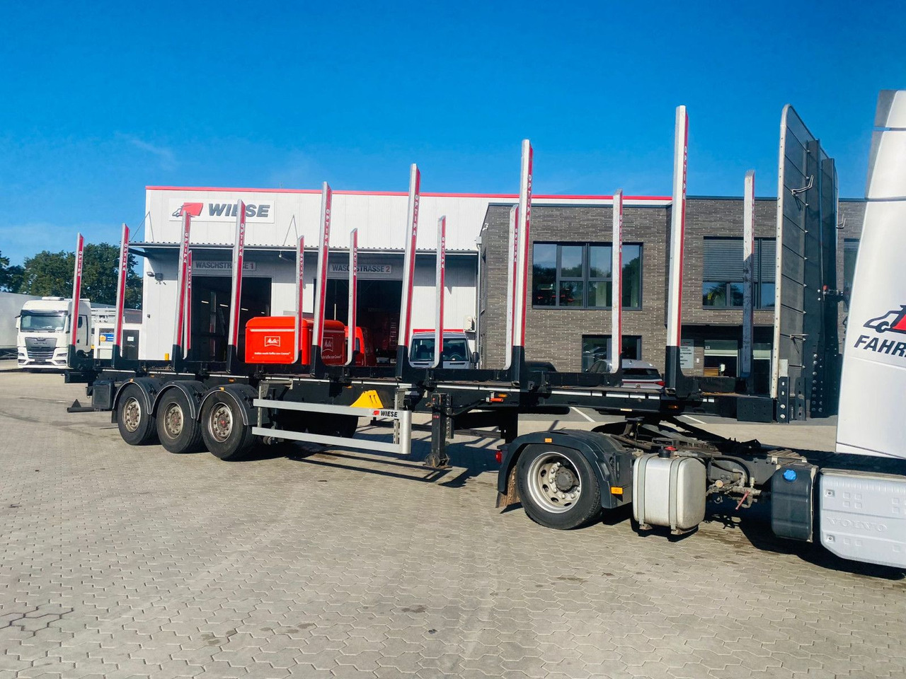 PAVIC Holzauflieger mit Schemel und Rungen - 木材运输半挂车:图1 PAVIC Holzauflieger mit Schemel und Rungen - 木材运输半挂车:图1