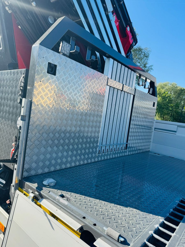 Volvo FH 500 8x2 mit F710RA.2.27 L426 und V20 Winde - 起重车:图3 Volvo FH 500 8x2 mit F710RA.2.27 L426 und V20 Winde - 起重车:图3