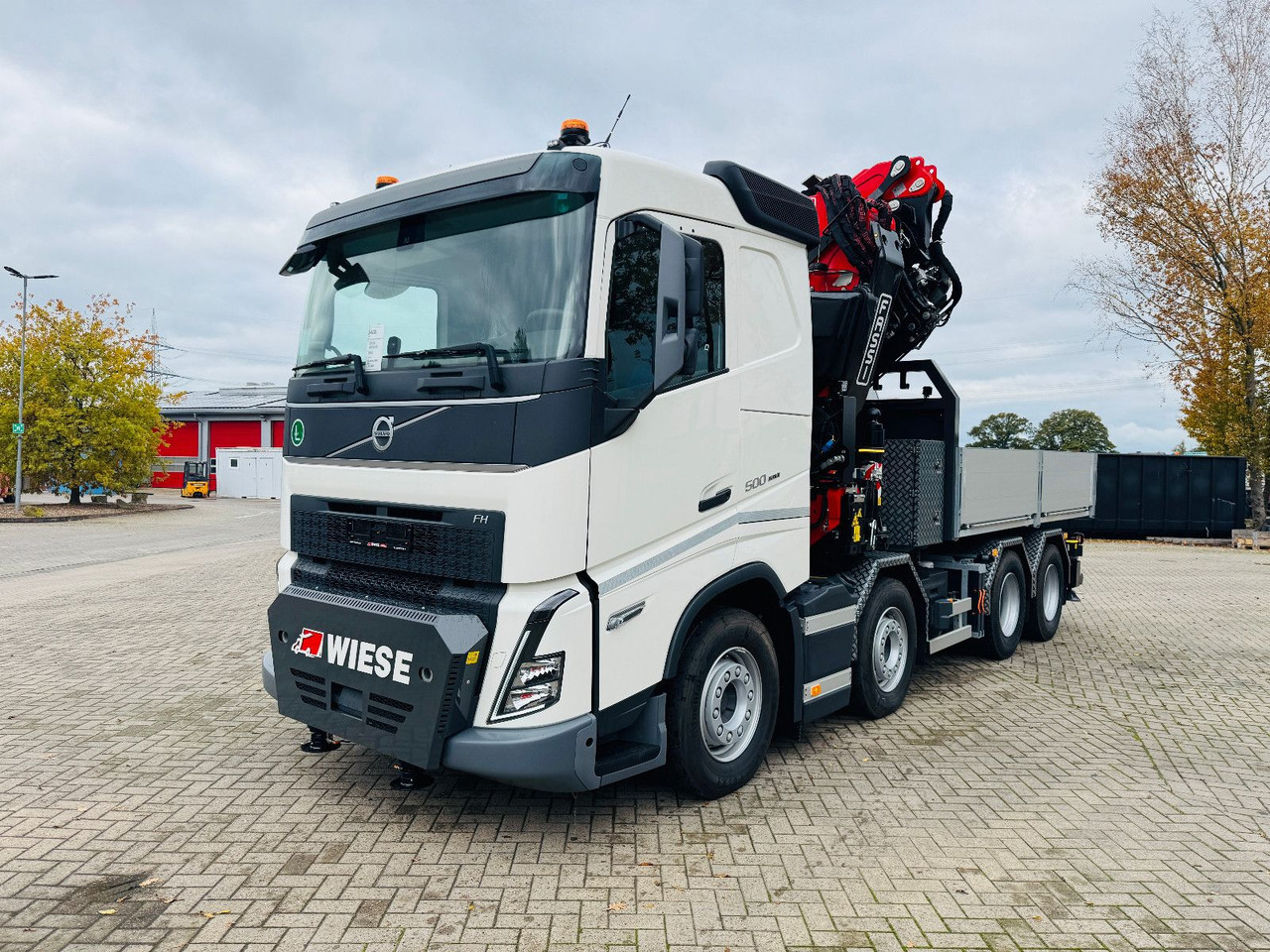 Volvo FH 500 8x4 Kran F820 RA2.27 Jib & Winde Sofort - 栏板式/ 平板卡车, 起重车:图1 Volvo FH 500 8x4 Kran F820 RA2.27 Jib & Winde Sofort - 栏板式/ 平板卡车, 起重车:图1