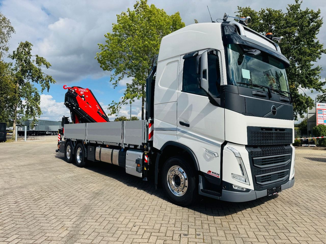Volvo FH 540 6x2 Container Fassi F545 Heck - 起重车:图2 Volvo FH 540 6x2 Container Fassi F545 Heck - 起重车:图2