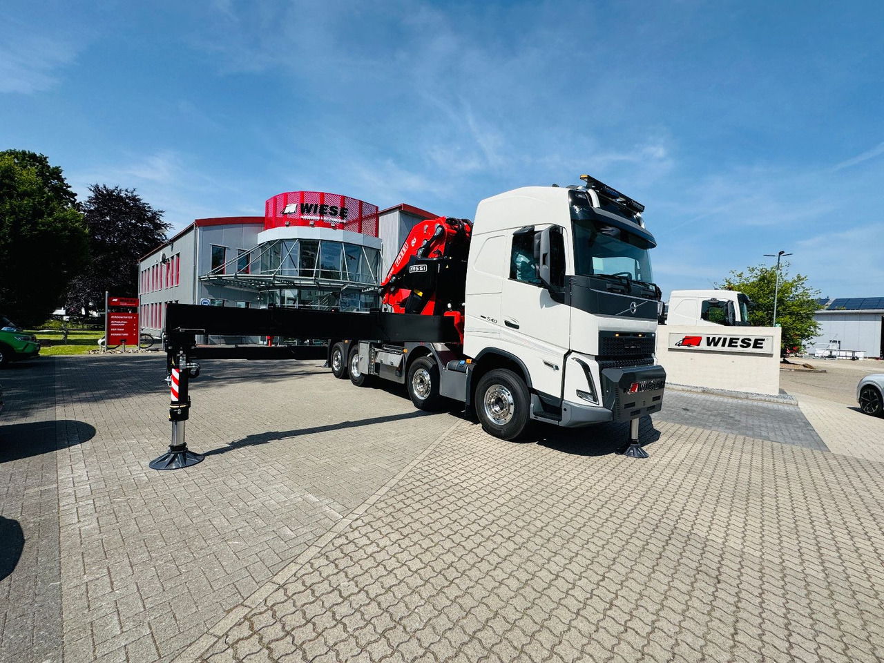 Volvo FH 540 mit Fassi F2150RAL Fly Jib + Winde - 栏板式/ 平板卡车, 起重车:图1 Volvo FH 540 mit Fassi F2150RAL Fly Jib + Winde - 栏板式/ 平板卡车, 起重车:图1