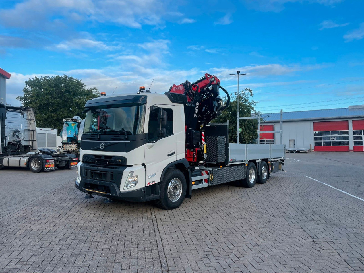 Volvo FMX 500 FASSI Ladekran F545 JIB & Winde Sofort - 栏板式/ 平板卡车, 起重车:图1 Volvo FMX 500 FASSI Ladekran F545 JIB & Winde Sofort - 栏板式/ 平板卡车, 起重车:图1