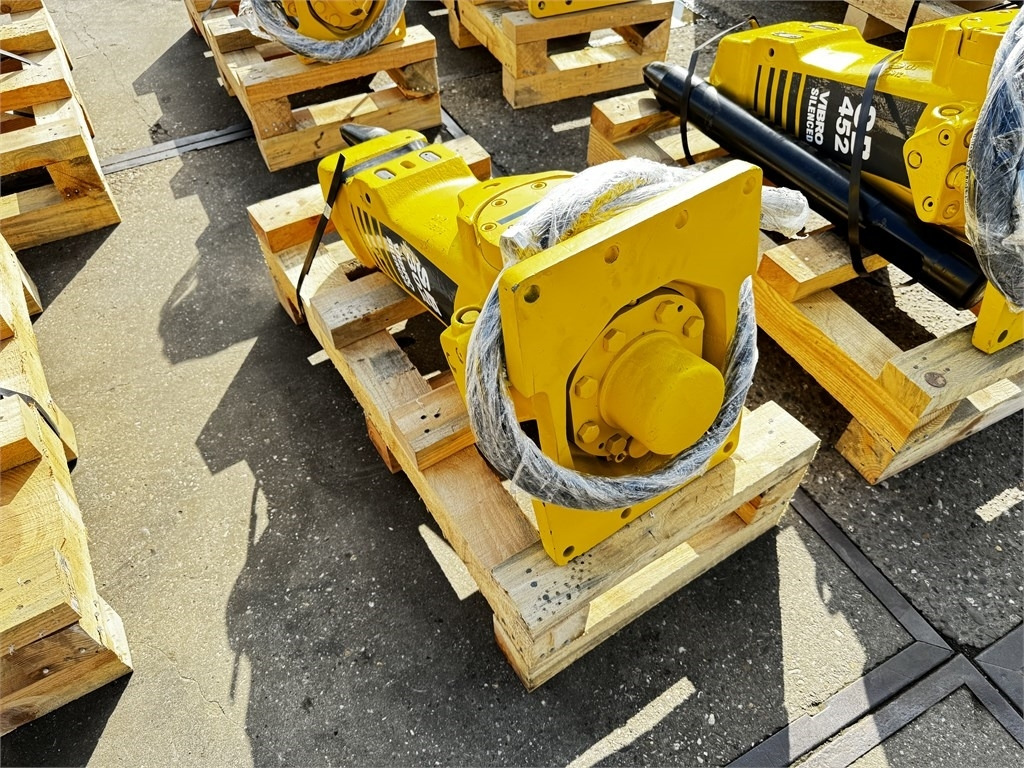 Atlas Copco SB 302 Epiroc SB302 - 液压锤 适用于 建筑机械:图2 Atlas Copco SB 302 Epiroc SB302 - 液压锤 适用于 建筑机械:图2