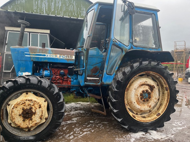 Ford 7600 - 拖拉机:图2 Ford 7600 - 拖拉机:图2