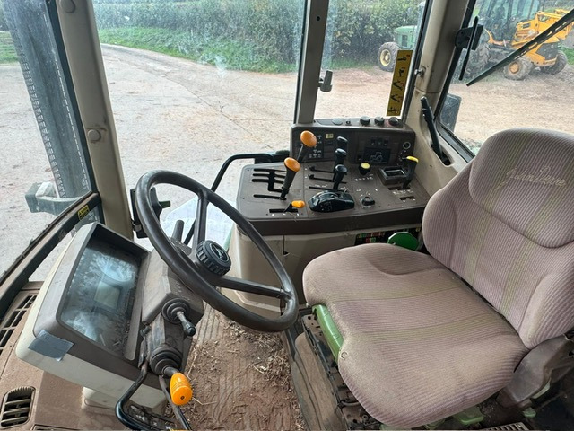 JOHN DEERE 6910 - 拖拉机:图4 JOHN DEERE 6910 - 拖拉机:图4