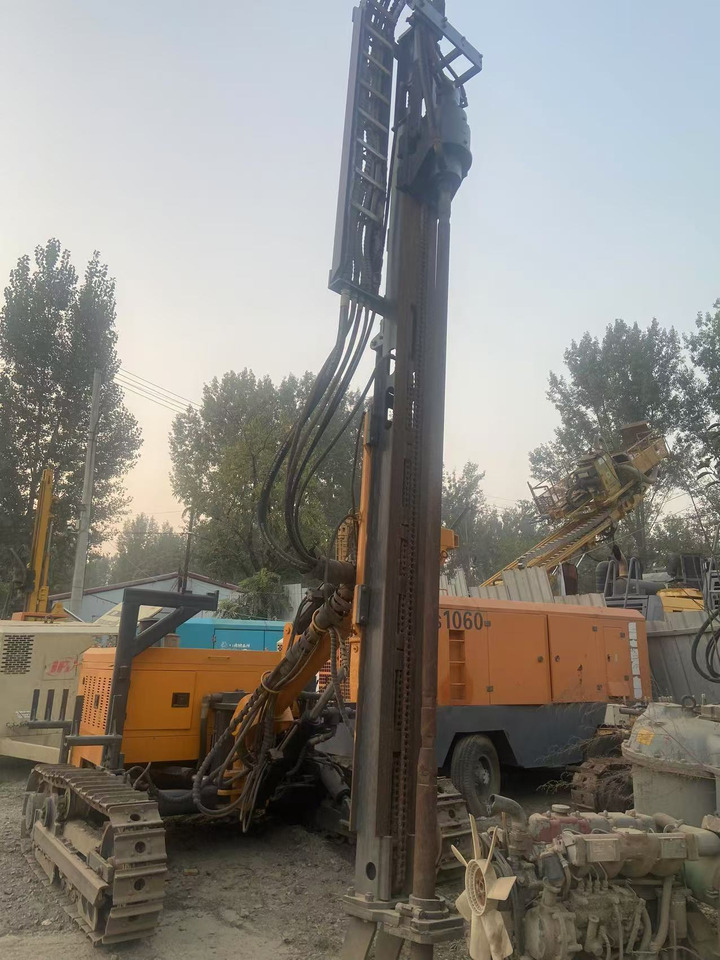 Atlas Copco XRHS836 - 钻机:图3 Atlas Copco XRHS836 - 钻机:图3