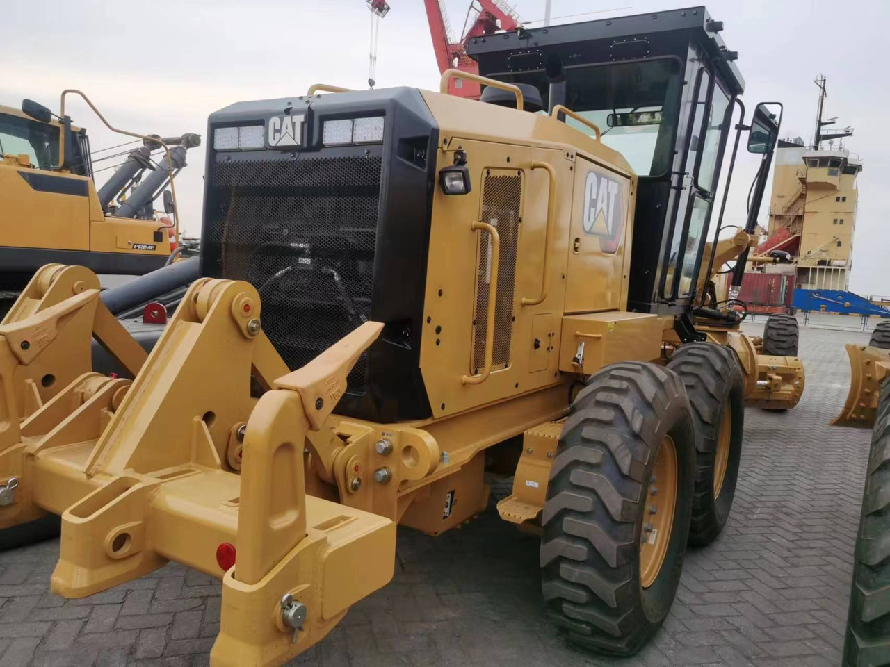 CATERPILLAR 140GC - 平路机:图3 CATERPILLAR 140GC - 平路机:图3