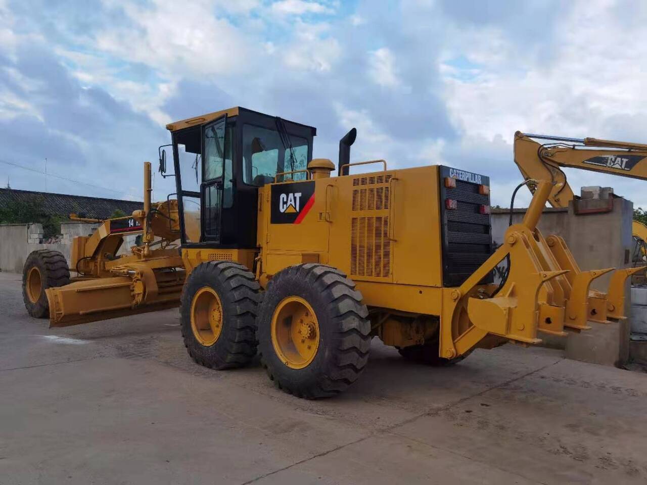 CATERPILLAR 14H - 平路机:图2 CATERPILLAR 14H - 平路机:图2