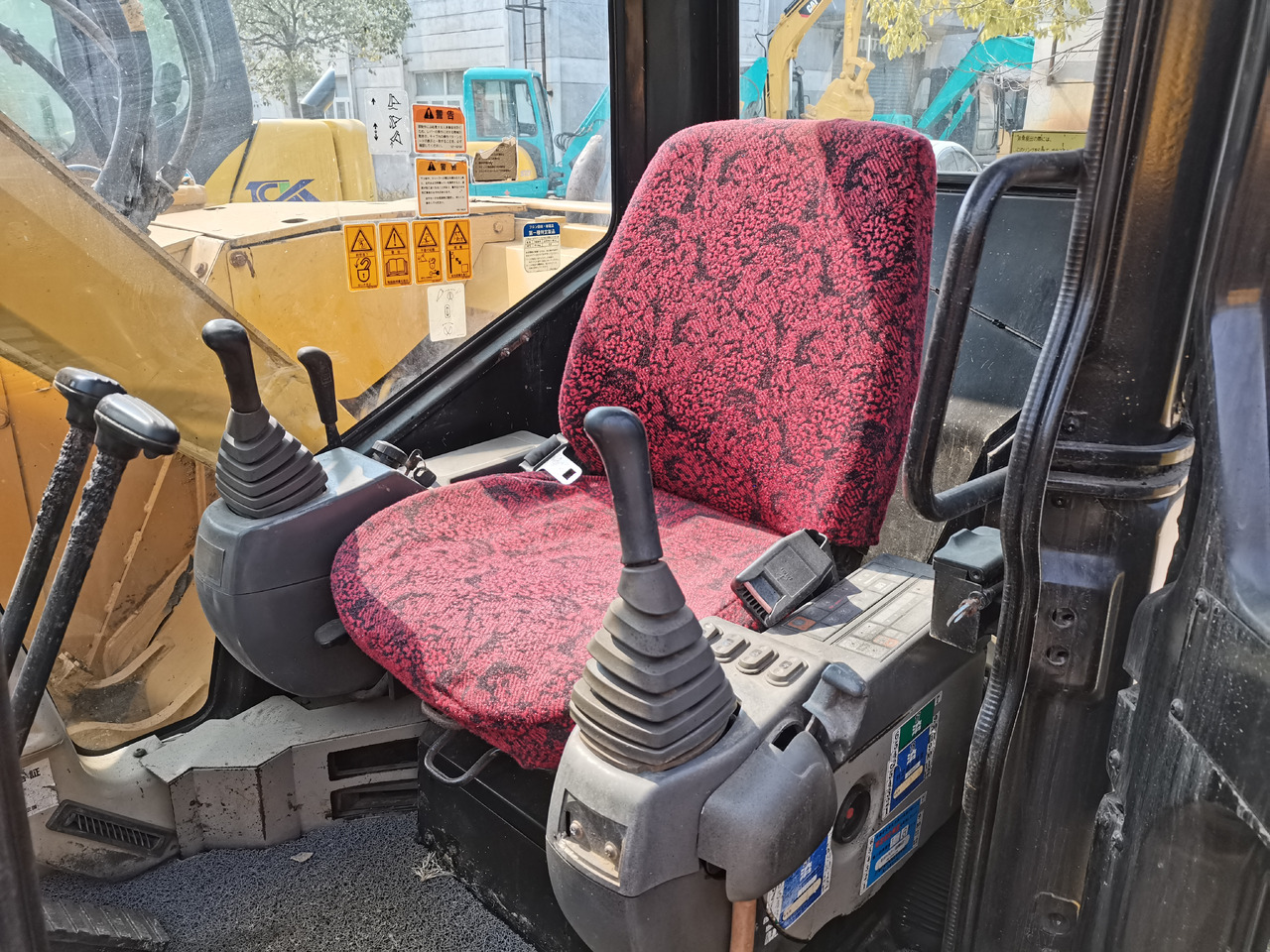 CATERPILLAR 308C - 小型挖掘机:图4 CATERPILLAR 308C - 小型挖掘机:图4