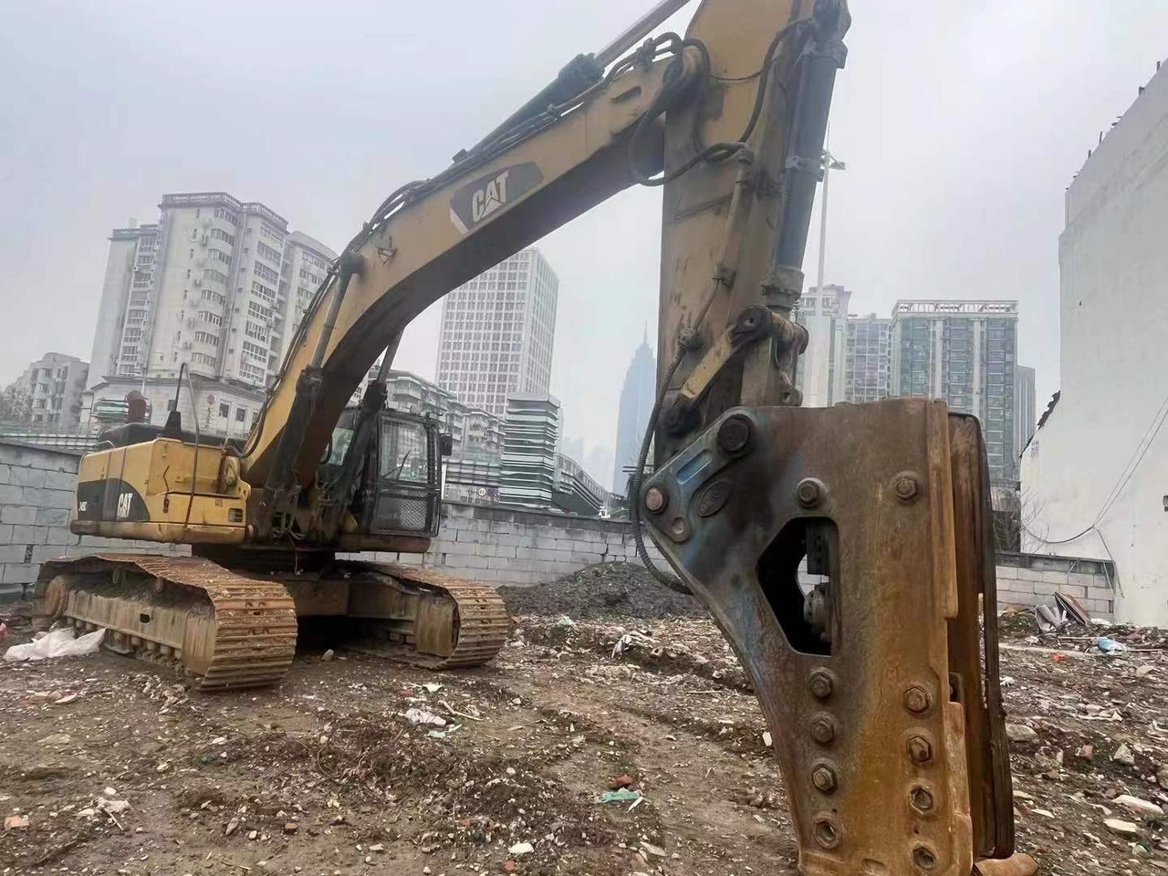 CATERPILLAR 345B - 履带式挖掘机:图2 CATERPILLAR 345B - 履带式挖掘机:图2