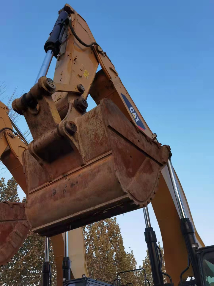 CATERPILLAR 390F - 挖掘机:图2 CATERPILLAR 390F - 挖掘机:图2