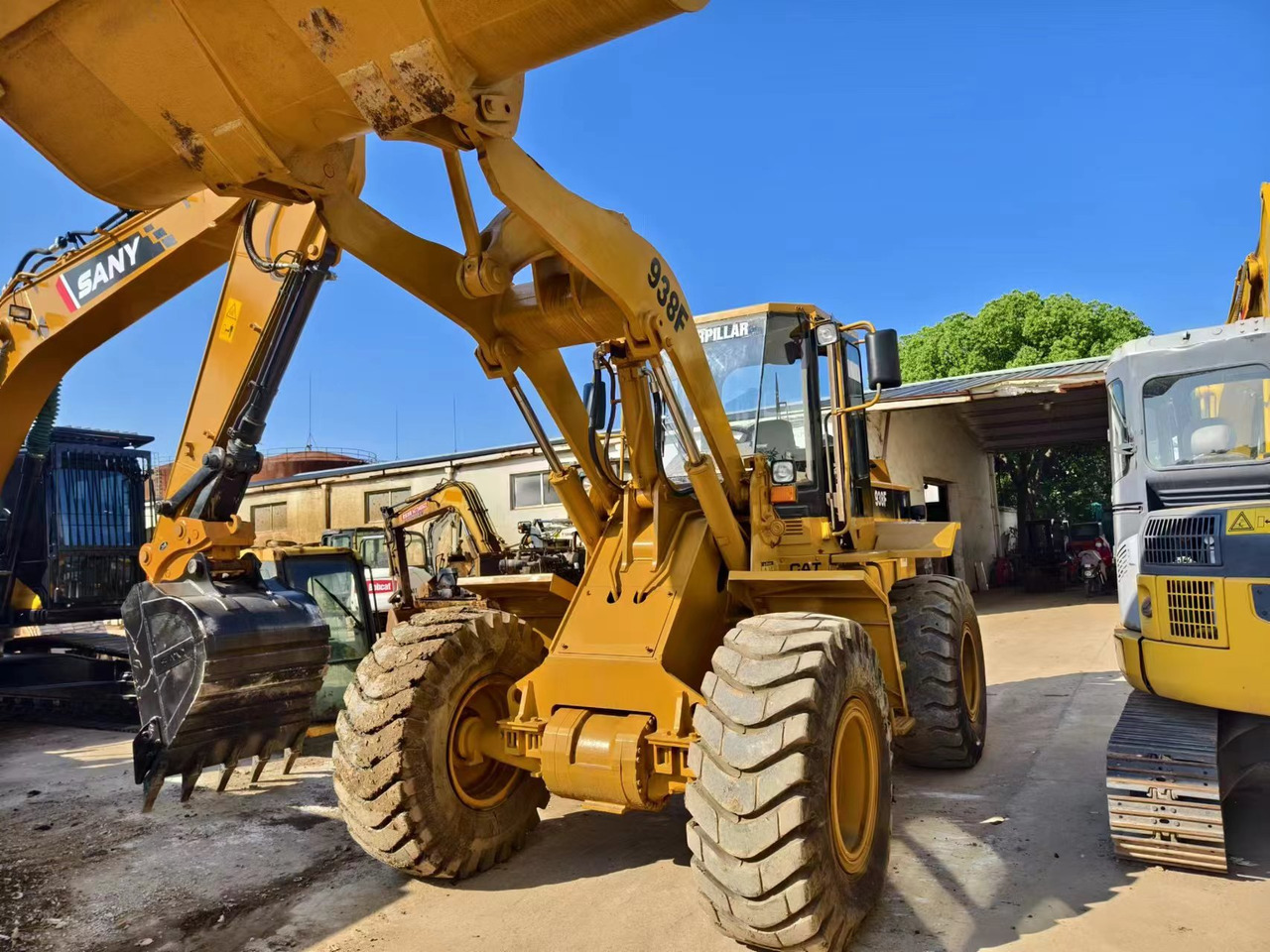 CATERPILLAR 938F - 轮式装载机:图1 CATERPILLAR 938F - 轮式装载机:图1
