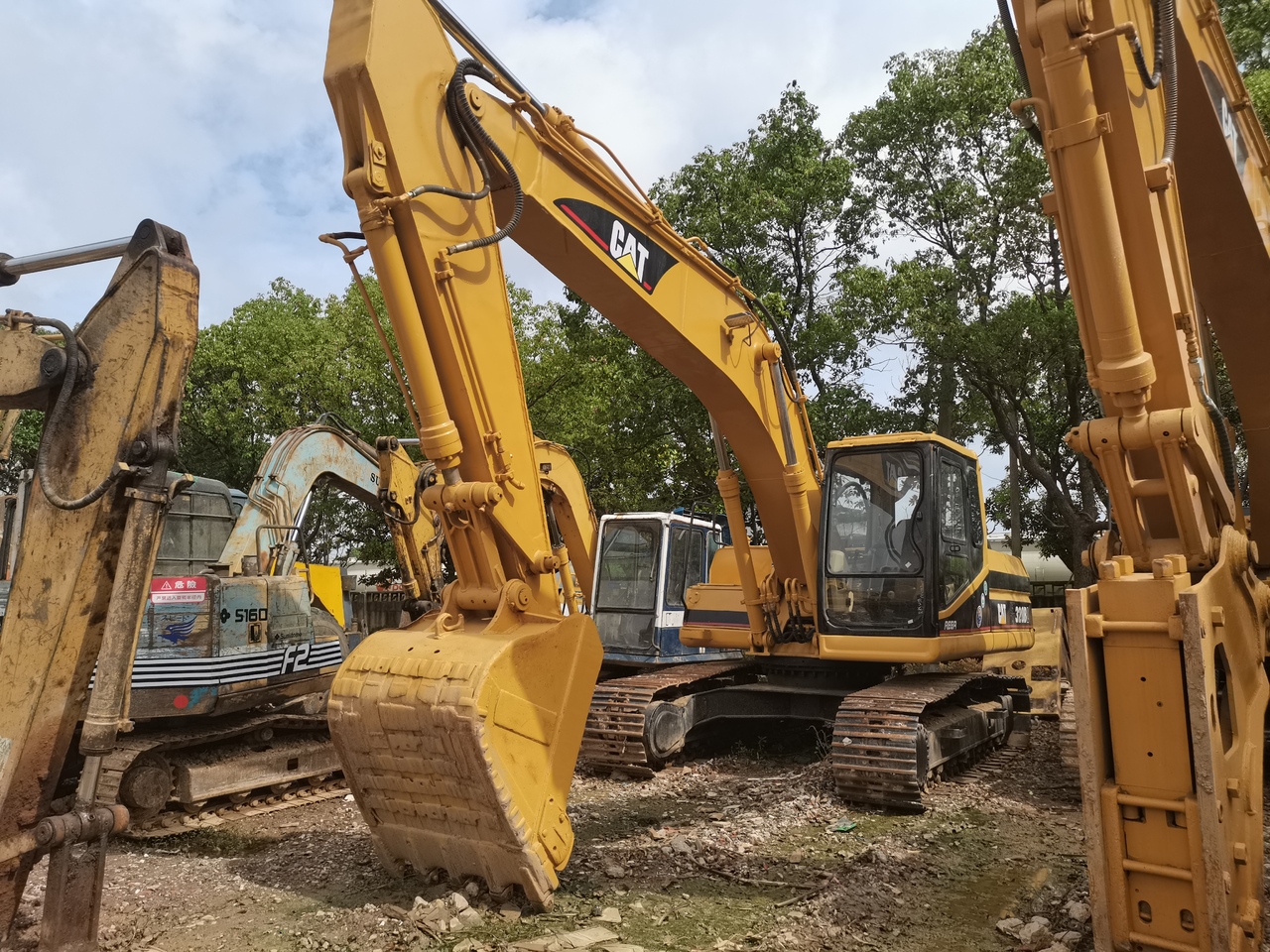 CATERPILLAR CAT-320BL - 履带式挖掘机:图2 CATERPILLAR CAT-320BL - 履带式挖掘机:图2