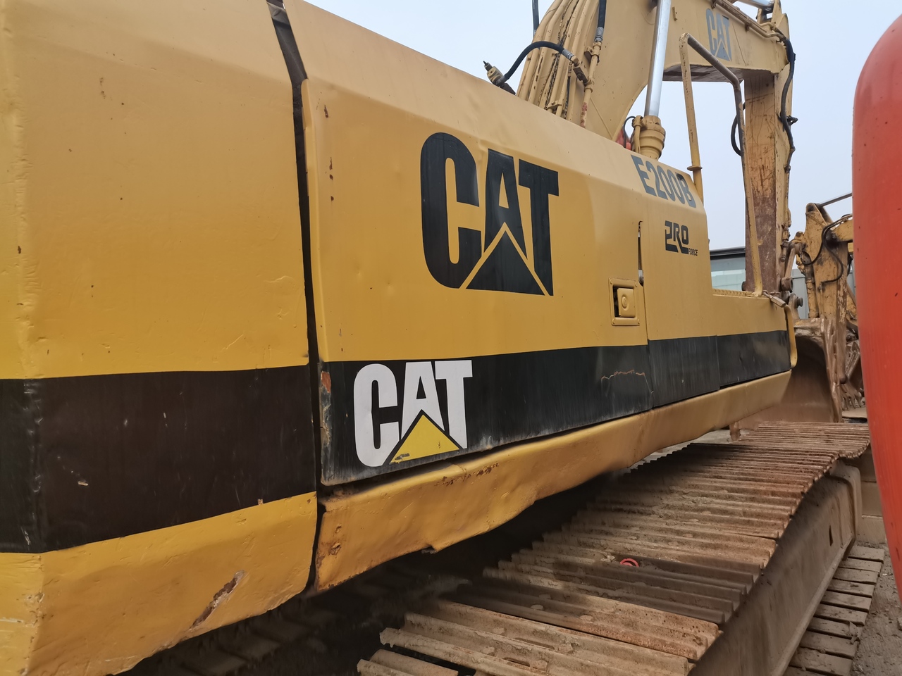 CATERPILLAR CAT-E200 - 履带式挖掘机:图4 CATERPILLAR CAT-E200 - 履带式挖掘机:图4