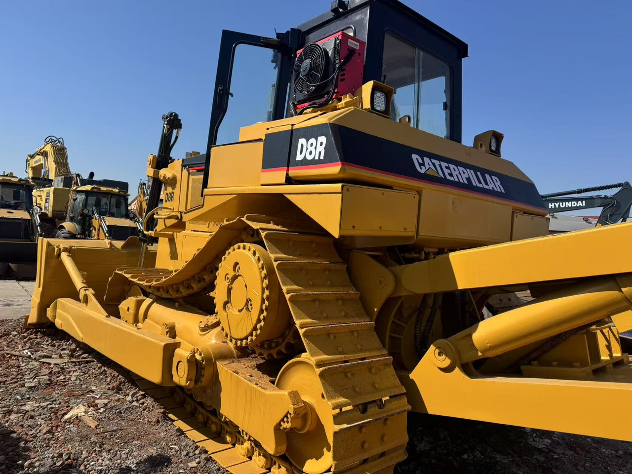 CATERPILLAR D8R - 推土机:图3 CATERPILLAR D8R - 推土机:图3