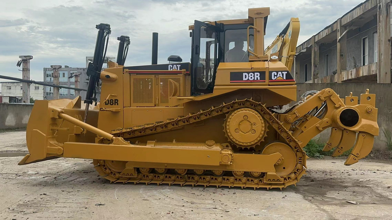 CATERPILLAR D8R - 推土机:图1 CATERPILLAR D8R - 推土机:图1