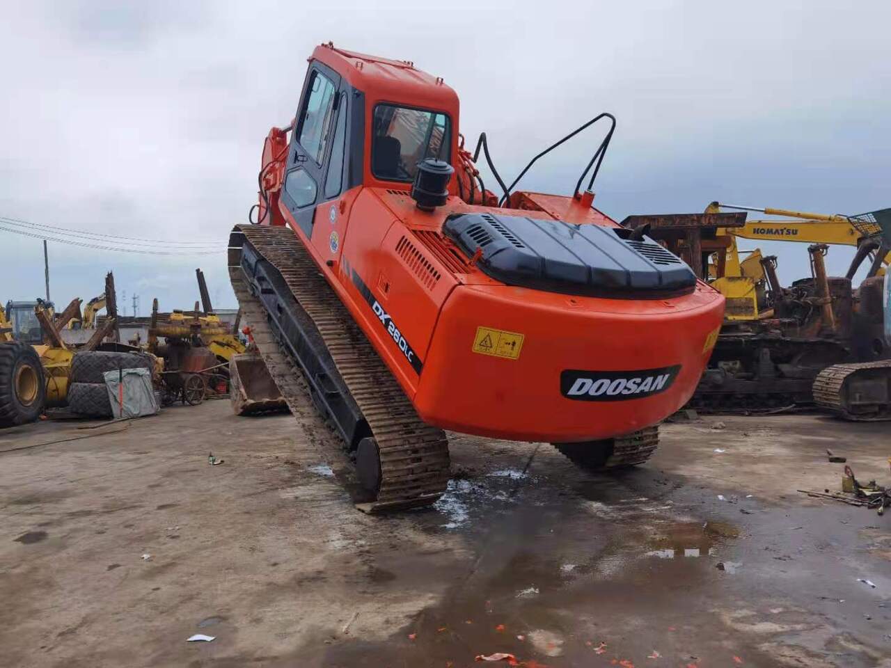 DOOSAN DX260 - 履带式挖掘机:图2 DOOSAN DX260 - 履带式挖掘机:图2