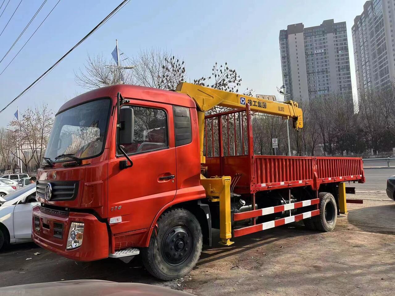 DongFeng Crane - 建筑设备:图1 DongFeng Crane - 建筑设备:图1
