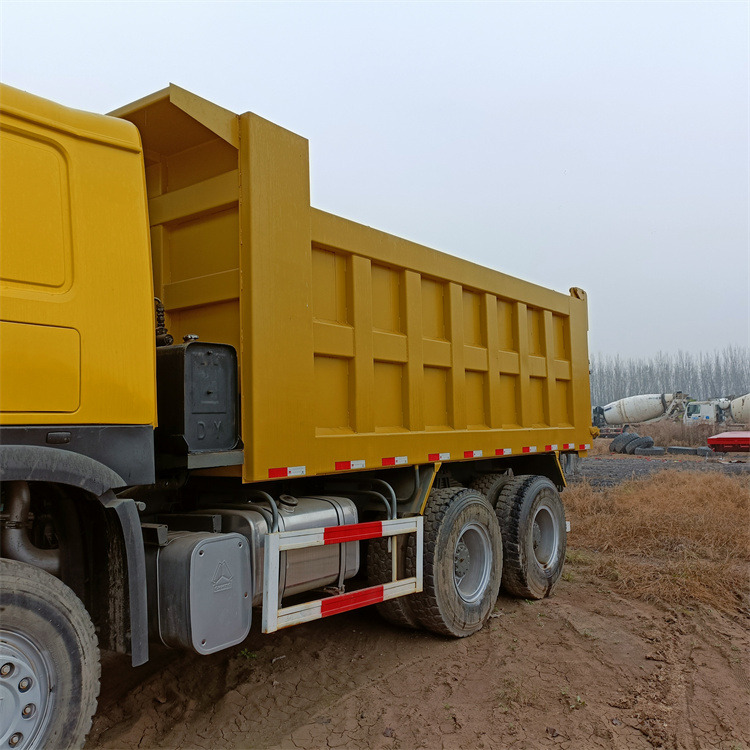 HOWO HOWO 6x4-375 tipper 租赁 HOWO HOWO 6x4-375 tipper:图14 HOWO HOWO 6x4-375 tipper 租赁 HOWO HOWO 6x4-375 tipper:图14