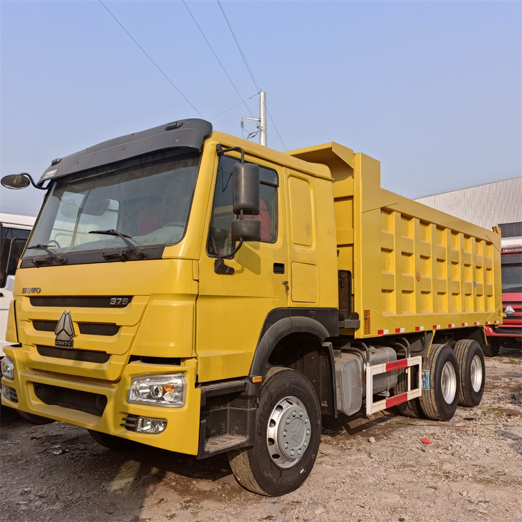 HOWO HOWO 6x4-375 tipper - 翻斗车:图2 HOWO HOWO 6x4-375 tipper - 翻斗车:图2