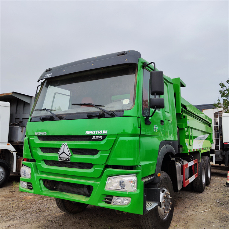 HOWO HOWO6x4 336hp - 翻斗车:图2 HOWO HOWO6x4 336hp - 翻斗车:图2