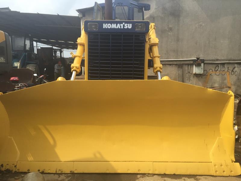 KOMATSU D85A - 推土机:图3 KOMATSU D85A - 推土机:图3