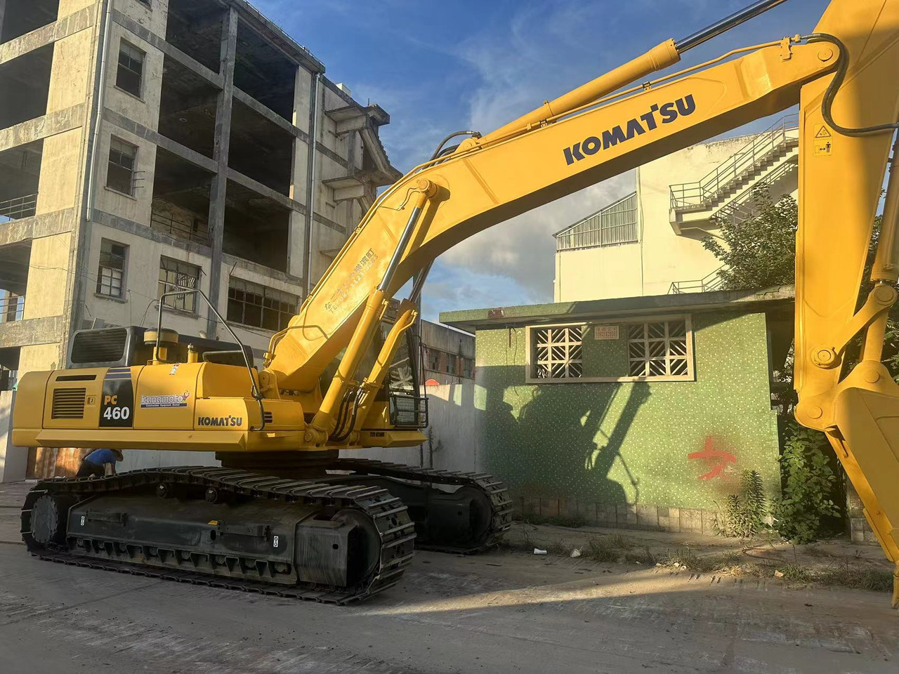 KOMATSU PC460LC-8-excavator - 履带式挖掘机:图2 KOMATSU PC460LC-8-excavator - 履带式挖掘机:图2