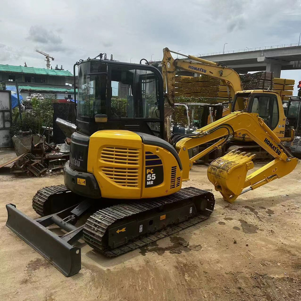 KOMATSU PC55MR - 小型挖掘机:图1 KOMATSU PC55MR - 小型挖掘机:图1