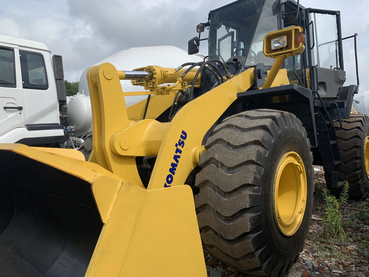 KOMATSU WA380Z - 轮式装载机:图4 KOMATSU WA380Z - 轮式装载机:图4