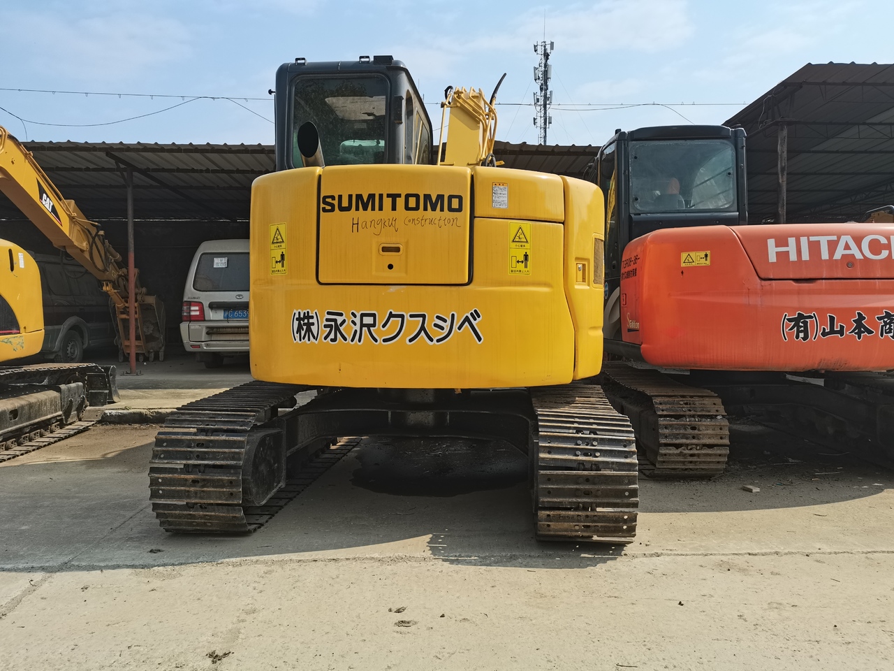 SUMITOMO SH75 - 小型挖掘机:图3 SUMITOMO SH75 - 小型挖掘机:图3