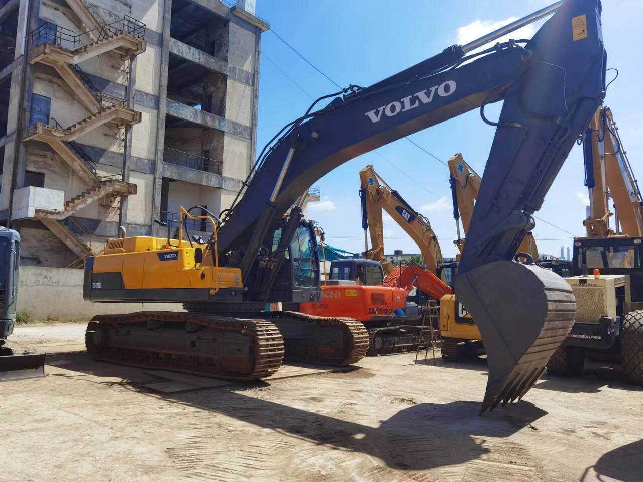 VOLVO EC480DL - 履带式挖掘机:图1 VOLVO EC480DL - 履带式挖掘机:图1