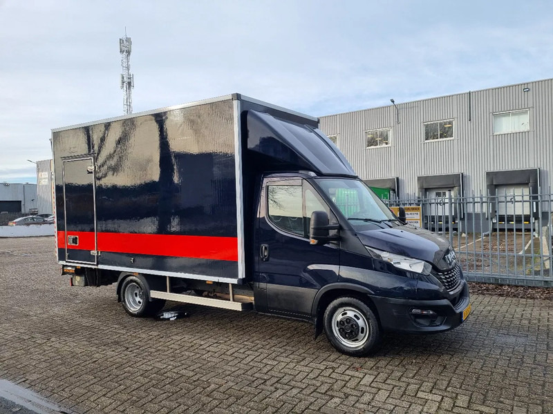 Iveco Daily 35C18 3.0D Bakwagen LBW Laadklep Euro 6 GVW 3500KG - 厢式货车:图1 Iveco Daily 35C18 3.0D Bakwagen LBW Laadklep Euro 6 GVW 3500KG - 厢式货车:图1