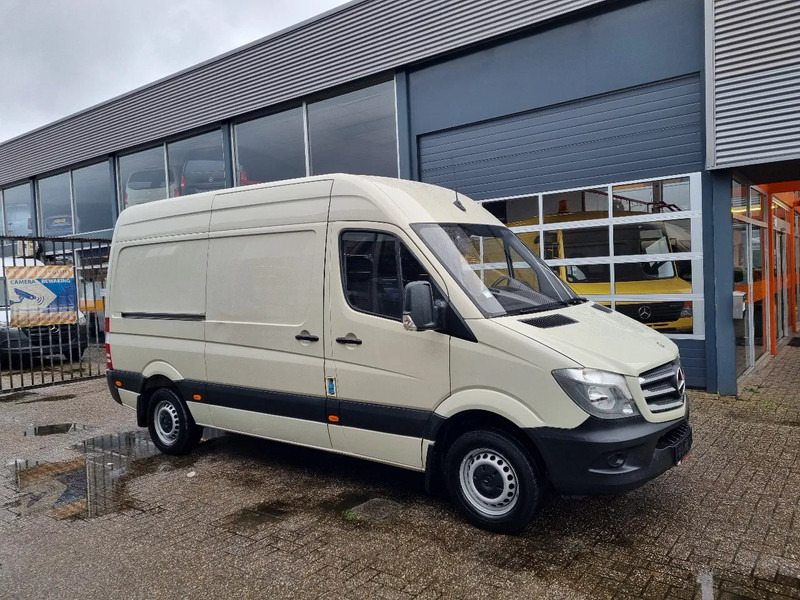 Mercedes-Benz Sprinter 311 CDI L2H2 EURO 6 2.2 CDI RWD - 无侧窗厢式货车:图1 Mercedes-Benz Sprinter 311 CDI L2H2 EURO 6 2.2 CDI RWD - 无侧窗厢式货车:图1