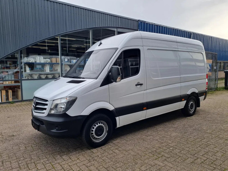 Mercedes-Benz Sprinter 314 CDI/ L2H2/ Aut./ Airco/ Camera/ Navi - 无侧窗厢式货车:图4 Mercedes-Benz Sprinter 314 CDI/ L2H2/ Aut./ Airco/ Camera/ Navi - 无侧窗厢式货车:图4