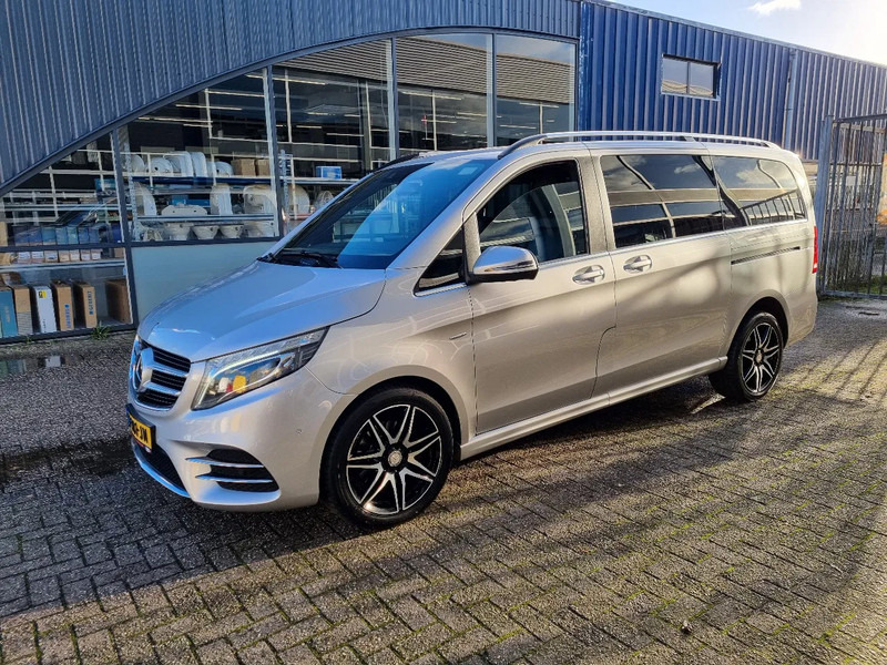 Mercedes-Benz V-Klasse V 250 D Dubbele Cabine AMG Euro 6 Elektrische deuren - 紧凑型面包车, 康比货车:图4 Mercedes-Benz V-Klasse V 250 D Dubbele Cabine AMG Euro 6 Elektrische deuren - 紧凑型面包车, 康比货车:图4