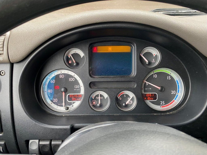 牵引车 DAF CF 85.460 CF 460 HOLLAND TRUCK:图15 牵引车 DAF CF 85.460 CF 460 HOLLAND TRUCK:图15