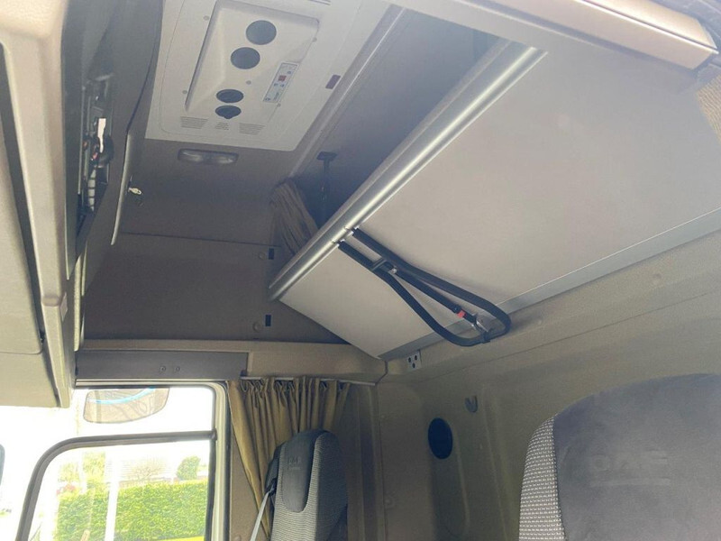 牵引车 DAF CF 85.460 CF 460 HOLLAND TRUCK:图13 牵引车 DAF CF 85.460 CF 460 HOLLAND TRUCK:图13