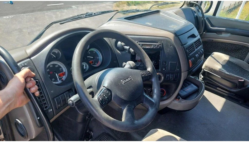 牵引车 DAF XF 105.410 3 PIECES AVAILABLE：图11