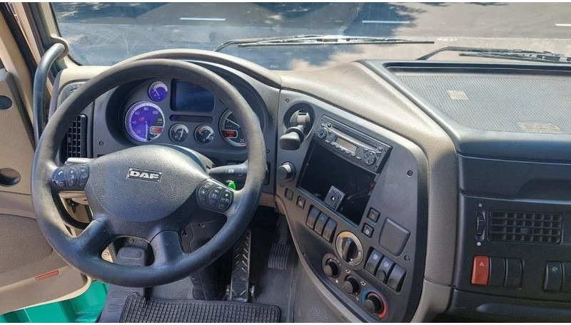 牵引车 DAF XF 105.410 3 PIECES AVAILABLE：图13