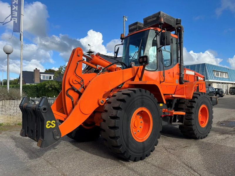 Doosan DL250 - 轮式装载机:图1 Doosan DL250 - 轮式装载机:图1